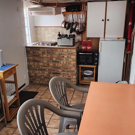 En Sous-sol Avec Jardin Apartamento Lille